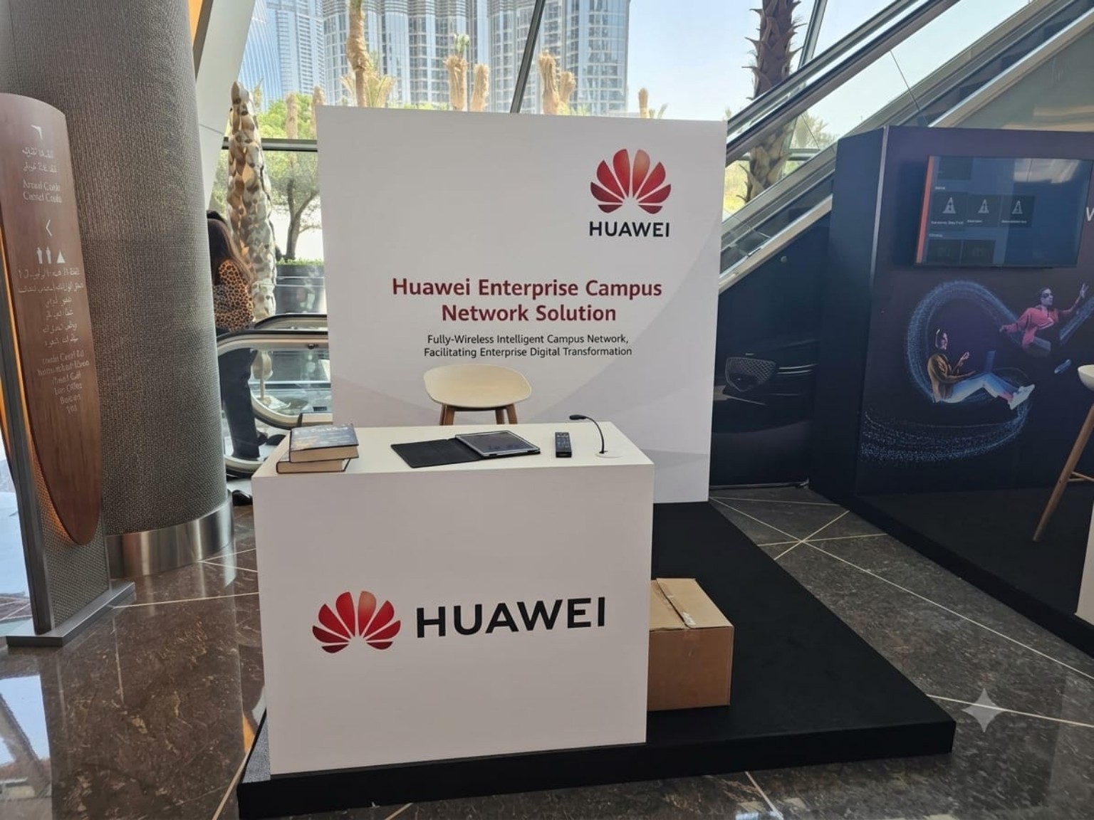 Huawei branded display counter